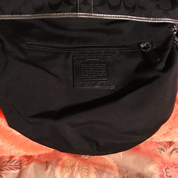 👜EUC Coach Satchel👜 - Picture 3 of 7